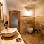 Design Cave Hotel