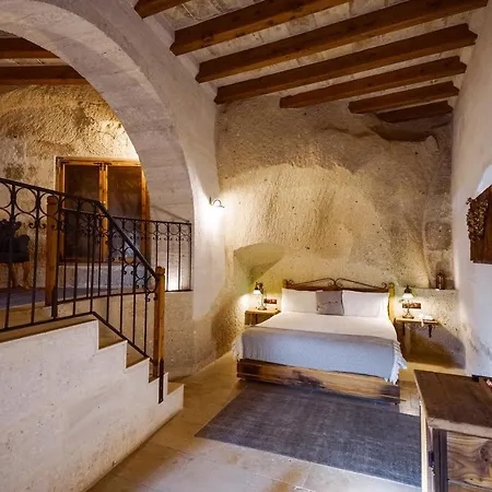 Design Cave Ξενοδοχείο 2*