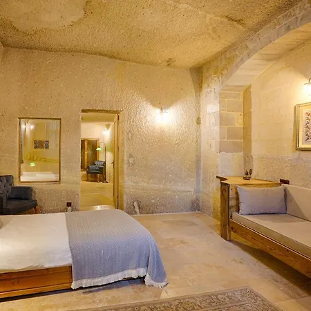 Design Cave Hotel