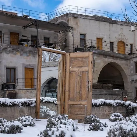 Design Cave ホテル