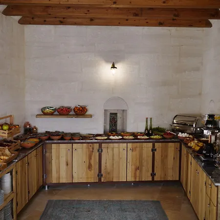 Ξενοδοχείο Design Cave 4*