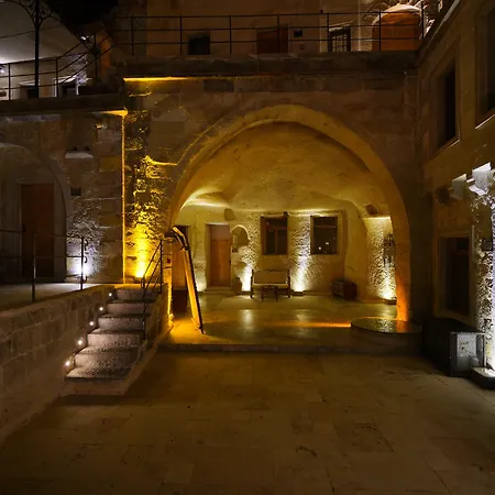 Design Cave غوريمِيه
