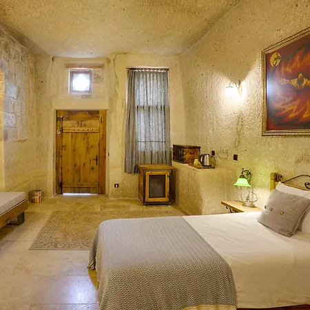 Design Cave ギョレメ