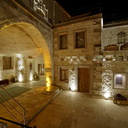 Design Cave Γκόρεμε