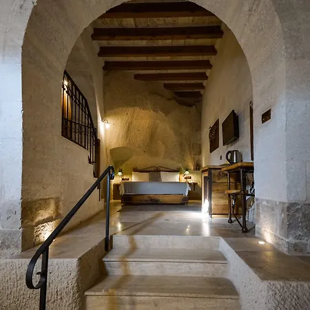 Design Cave Ξενοδοχείο Γκόρεμε