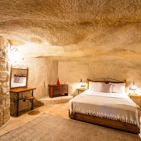 Design Cave Hotel