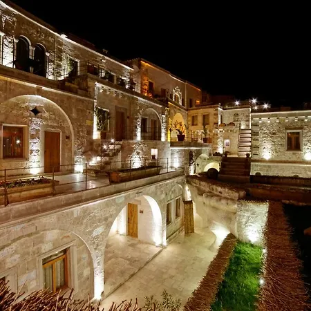 Design Cave ホテル